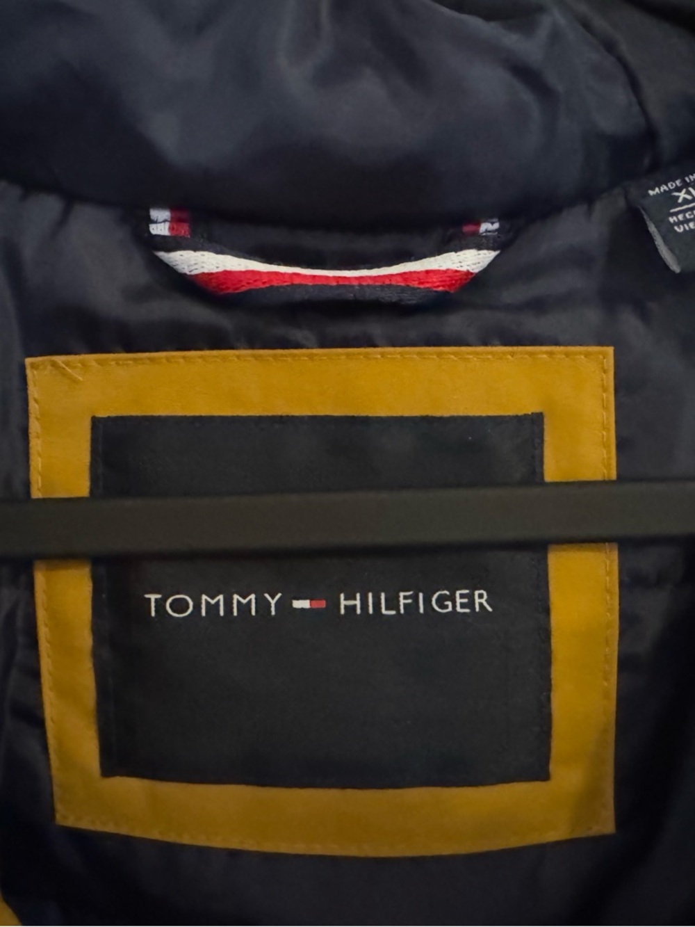 **NWOT** Tommy Hilfiger Men's Hooded Half-Zip Jacket - Picture 9 of 10